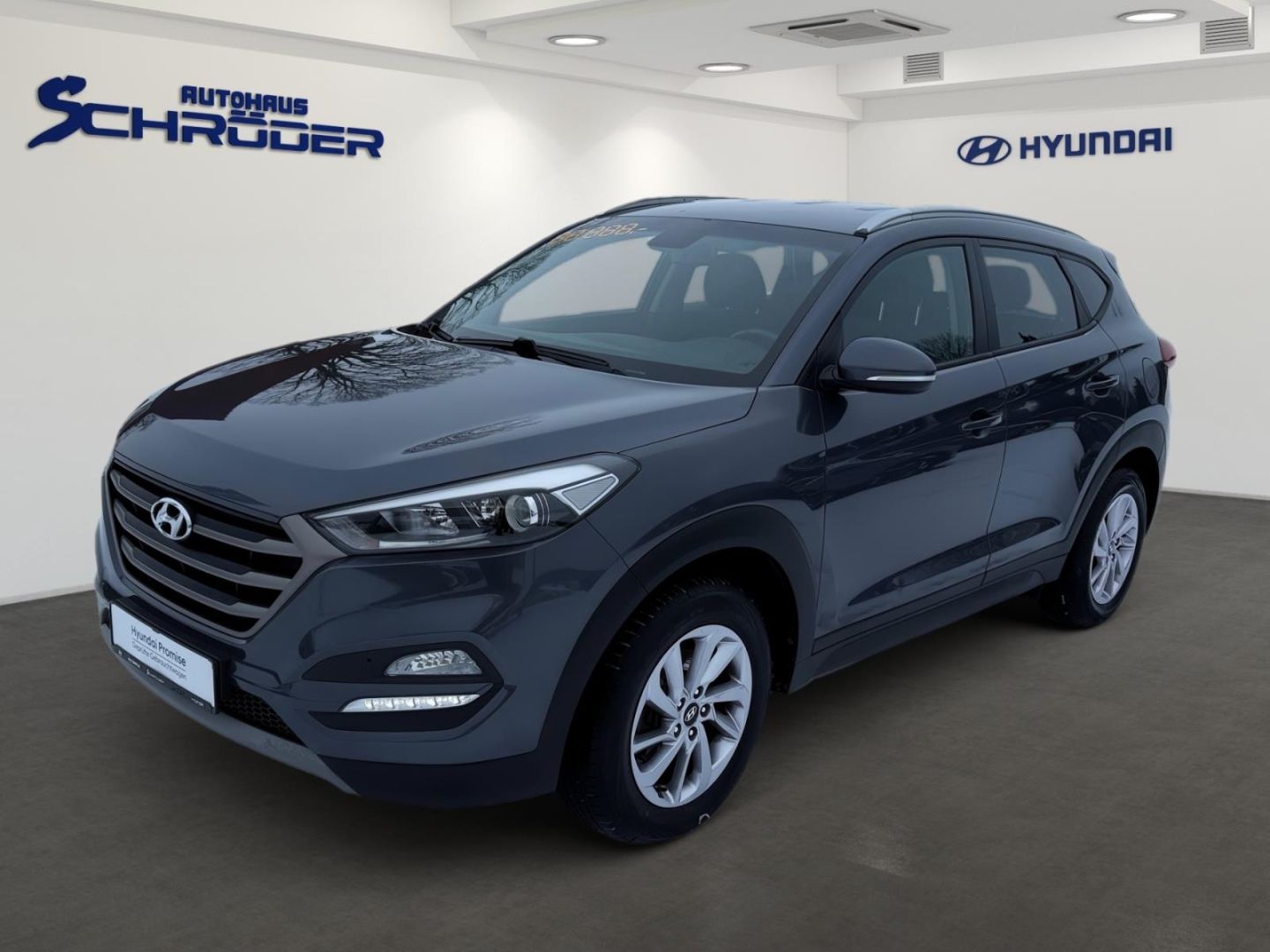 Fahrzeugabbildung Hyundai Tucson 1.6 Benzin Rückfahrkamera Sitzheizung Kli