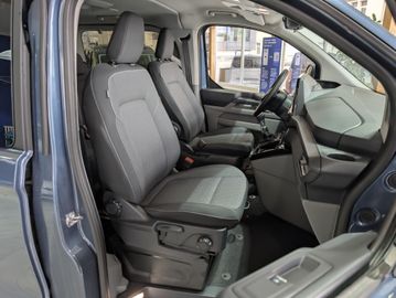 Ford Tourneo Custom 2.0 EcoBlue L1 Titanium