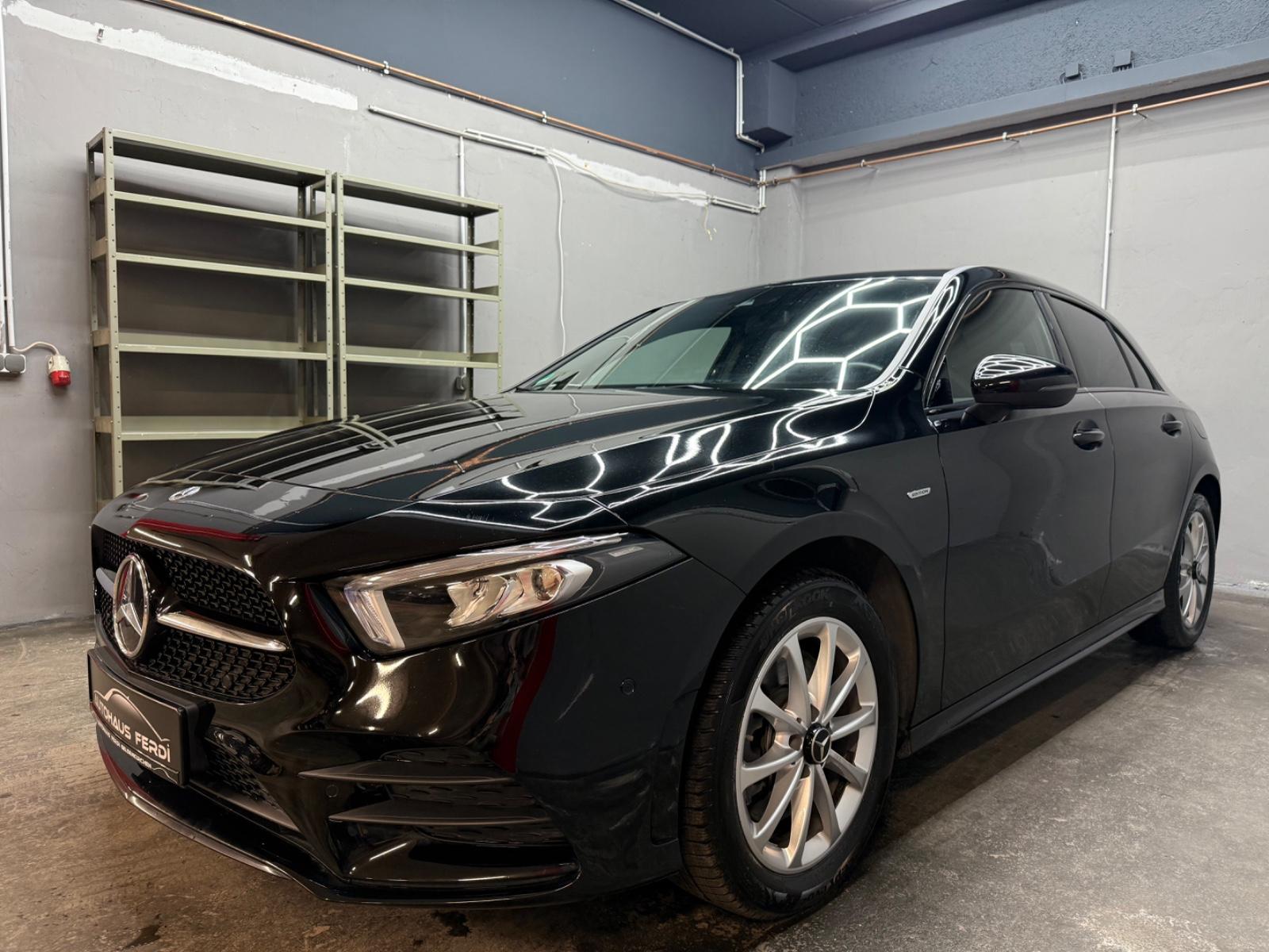 Mercedes-Benz A 250e AMG Edition Night Paket Spur Tempomat AHK