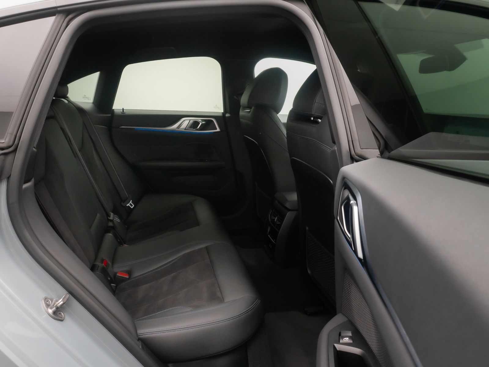 Fahrzeugabbildung BMW i4 eD35 Gran Coupè M Sport Pro Kamera DAB LED