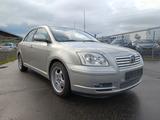 Toyota Avensis 1.8 Sol Liftback - Toyota Avensis: Liftback