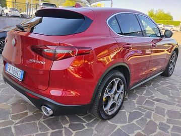 Alfa-Romeo Stelvio - 3