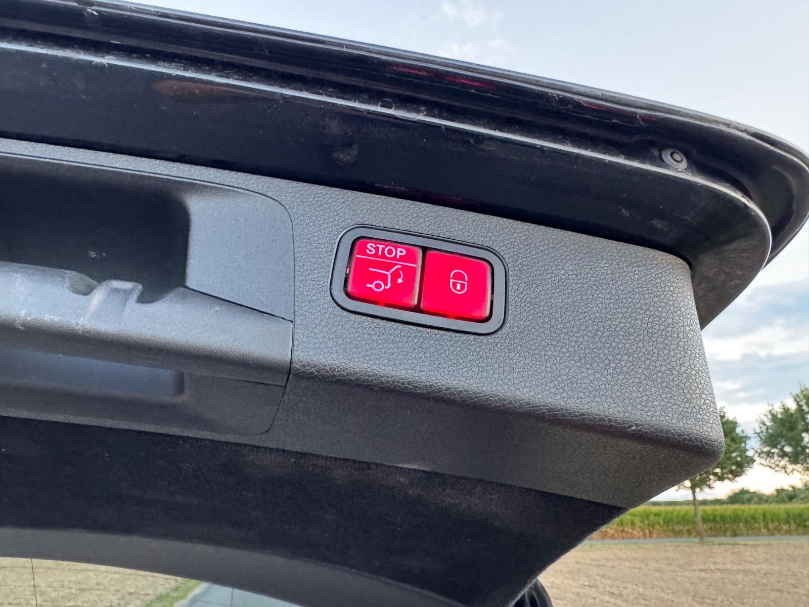 Mercedes-Benz E 220 d 4MATIC T-Modell | Exclusiv