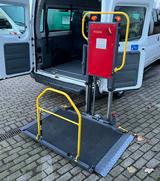 Ford Transit 2,2 FT 300 L Behind Schwenklift HU neu - Ford aus 2007