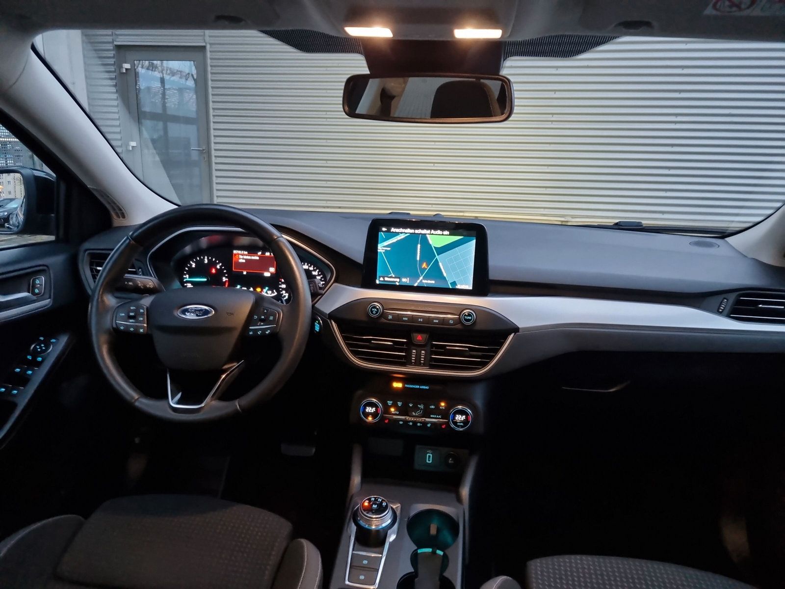 Fahrzeugabbildung Ford Focus Turnier 2.0 Cool & Connect LED SHZ KAMERA