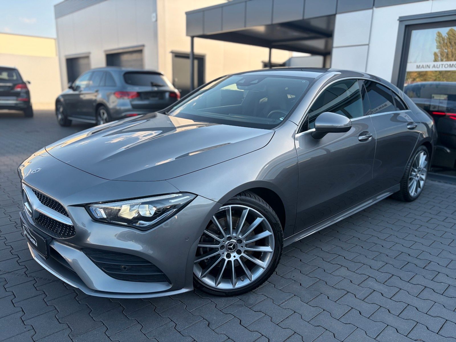 Mercedes-Benz CLA 200 Coupe AMG-Sport 7G-DCT MBUX LED R-Kamera foto 2