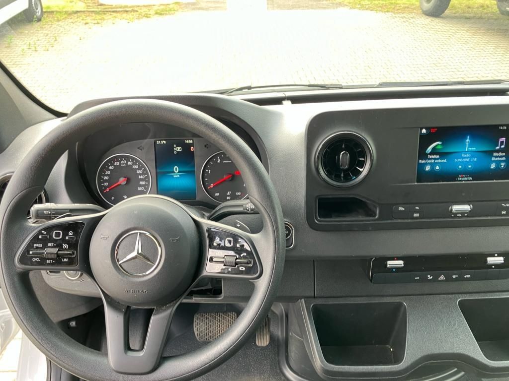 Fahrzeugabbildung Mercedes-Benz Sprinter 317 CDI *PDC*AUT*SHZ*KlimaA