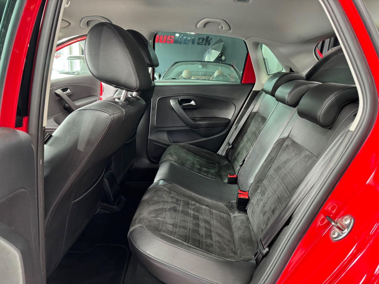 Fahrzeugabbildung Volkswagen Polo V Highline*AUTOMATIK*TOPZUSTAND*SCHECKHEFT*