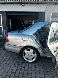 1993 Mercedes-BENZ C 220 照片 5