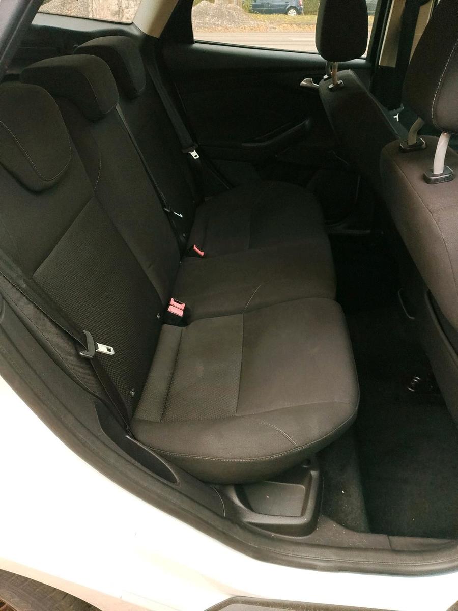 Ford Focus 2015 — photo 13