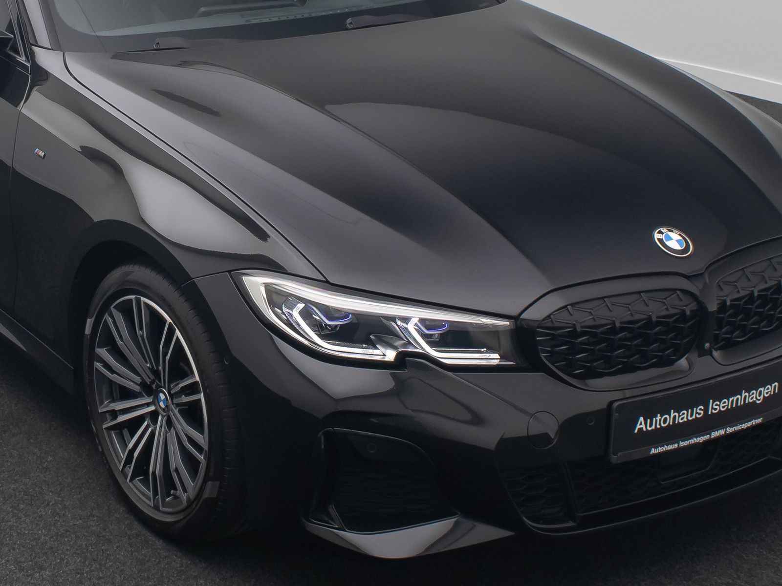 Fahrzeugabbildung BMW M340d xD Komfort 360&deg;Laser HUD DAB H/K Panorama