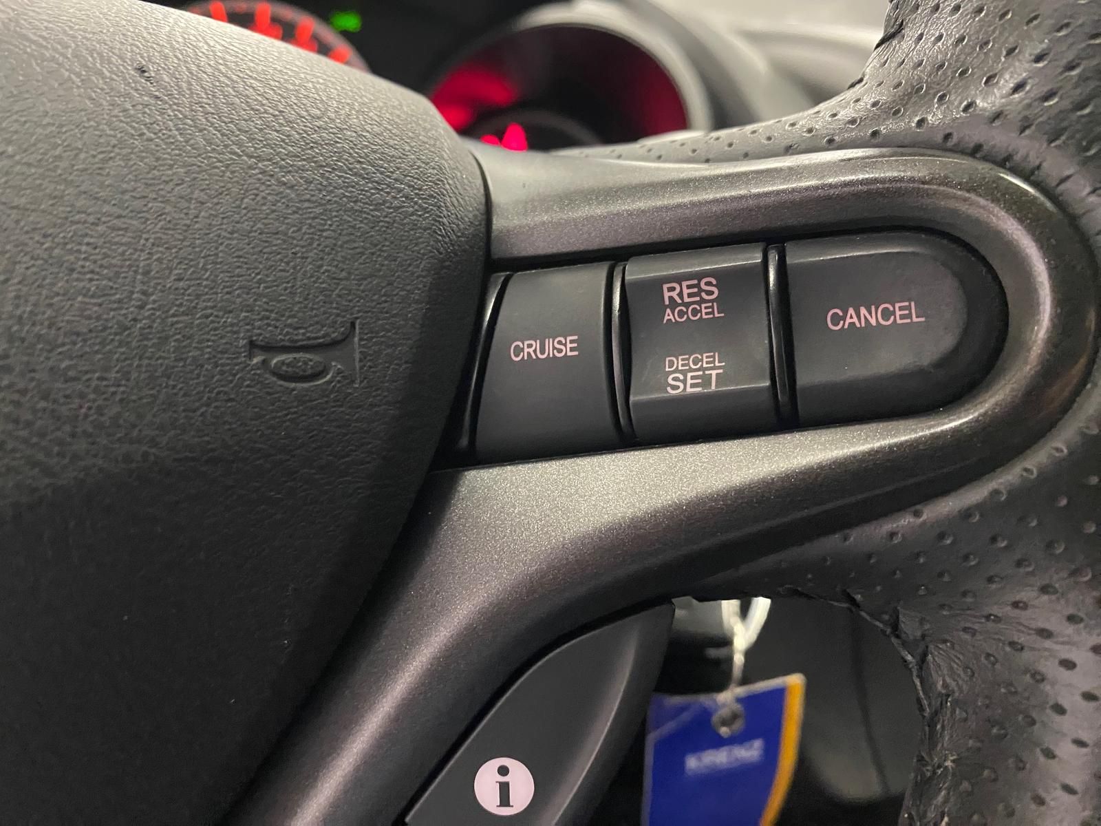 Fahrzeugabbildung Honda Jazz 1.4 KAT 1.4 Elegance KLIMA+ALU+ALLWETTER+
