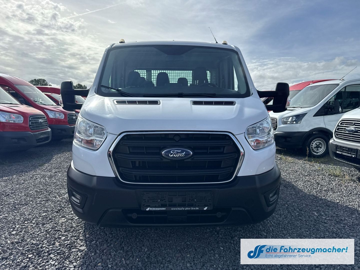 Fahrzeugabbildung Ford Transit Pritsche 350 L3 Doppelkabine Trend 2.0 T