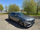 Mercedes-Benz E 220 d, 8-fach Bereift, 2. Hand, TOP gepflegt - Mercedes-Benz E 220 aus 2020
