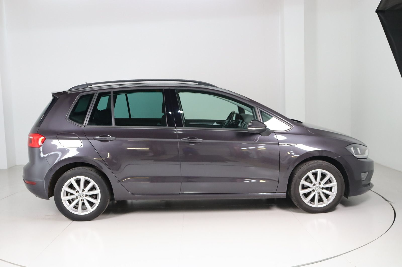 Fahrzeugabbildung Volkswagen Golf VII Sportsvan Lounge Navi * PDC * Sitzhzg.