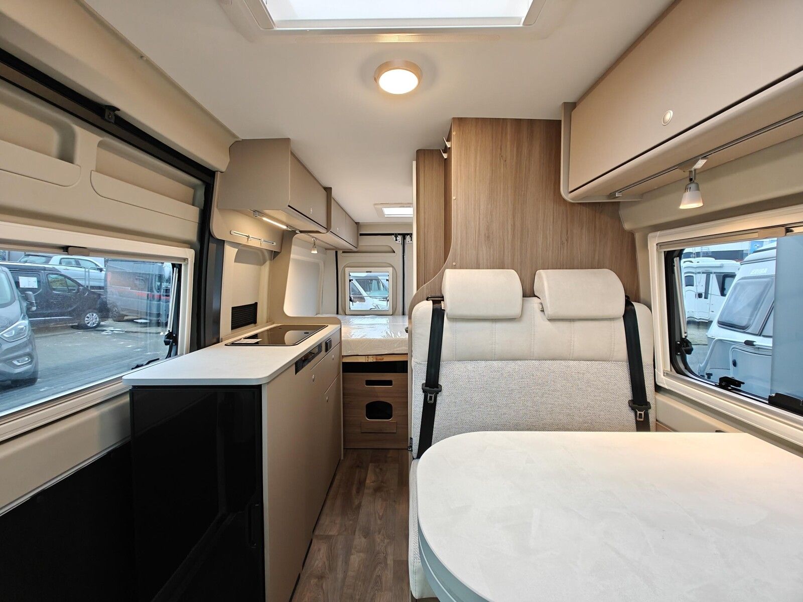 Fahrzeugabbildung Carado CV 600 SIE SPAREN ÜBER 6.009