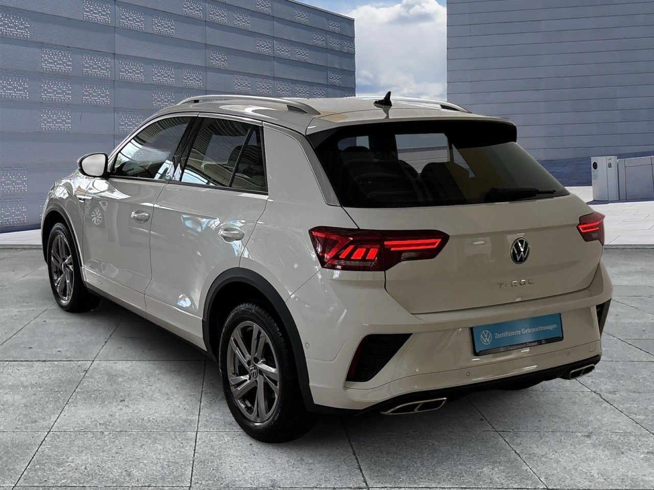 Volkswagen T-Roc 1.0 TSI R-Line BAA USB DAB EPH MAL SHZ RS foto 3