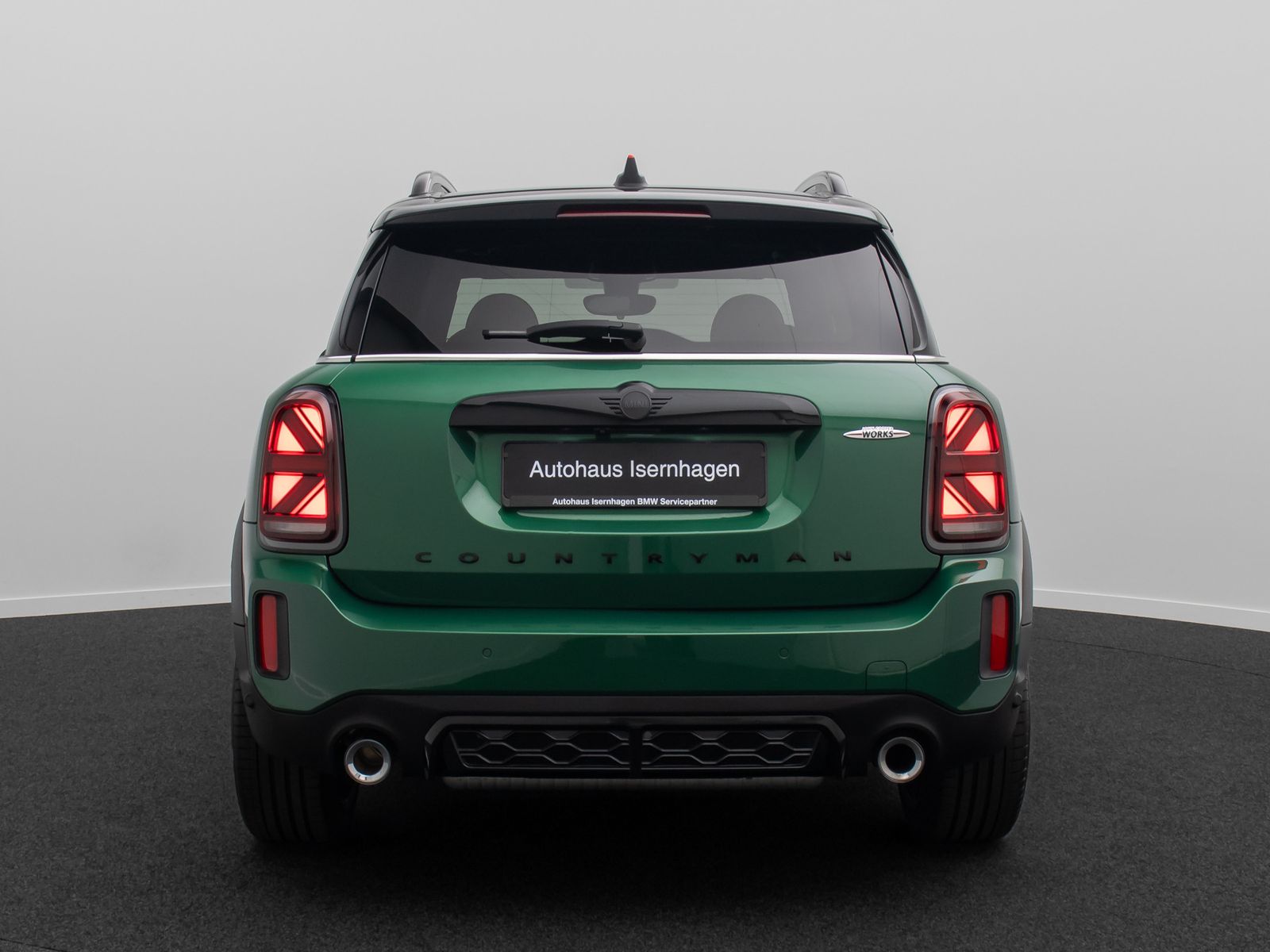 Fahrzeugabbildung MINI John Cooper Works Countryman ALL4 HUD H/K 19Zoll