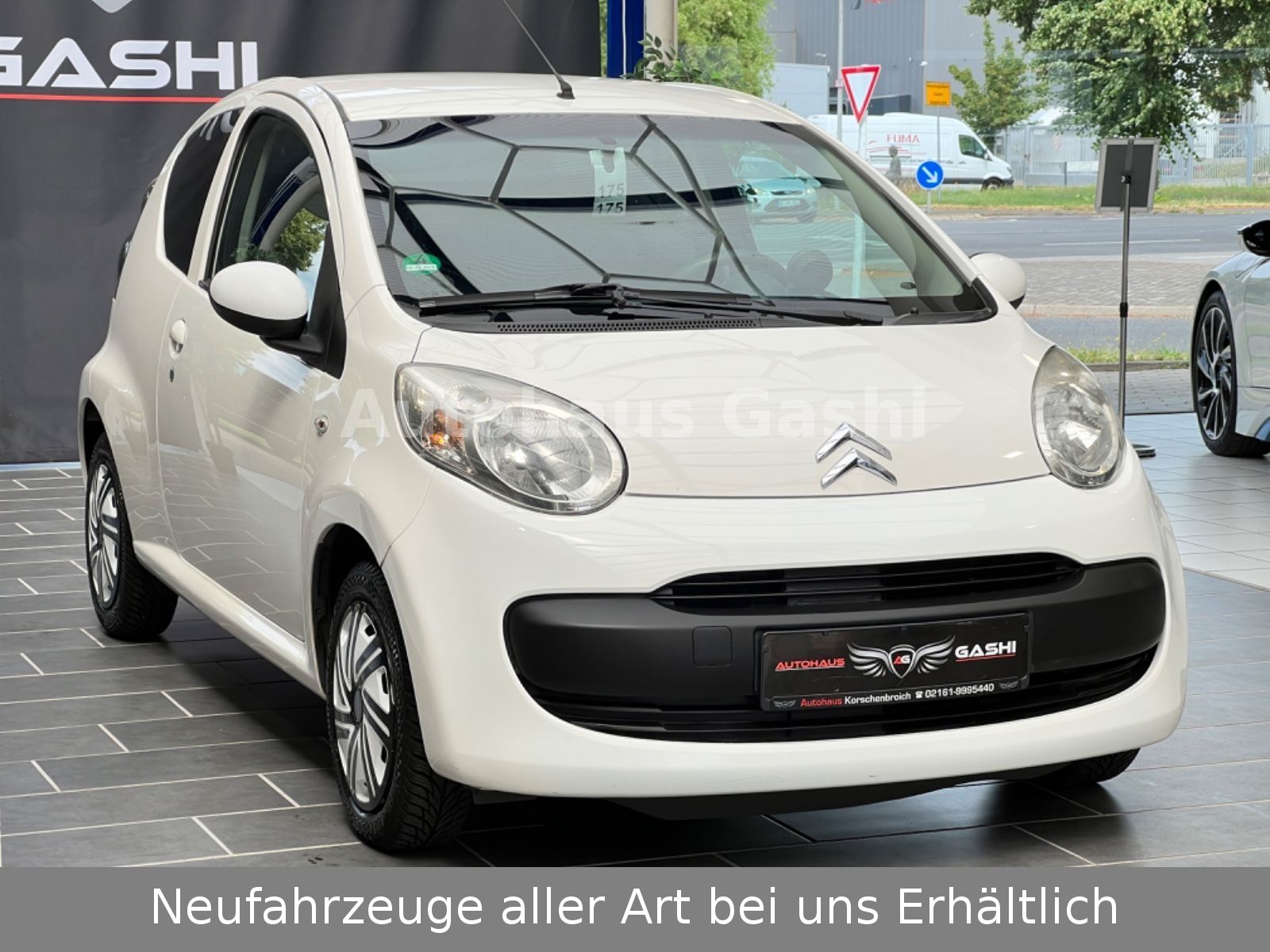 Fahrzeugabbildung Citroën C1 Style*Automatik*Klima*Allwetterreifen*Tüv-Neu