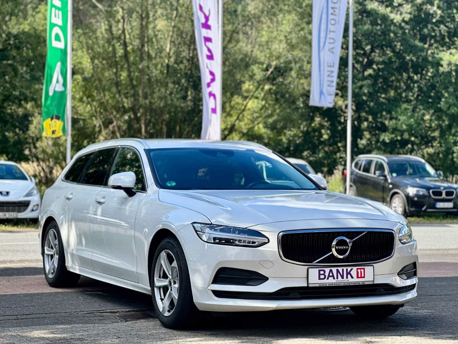 Volvo Volvo V90 Kombi Momentum AHK*8-Fach*1.Hand*Busines