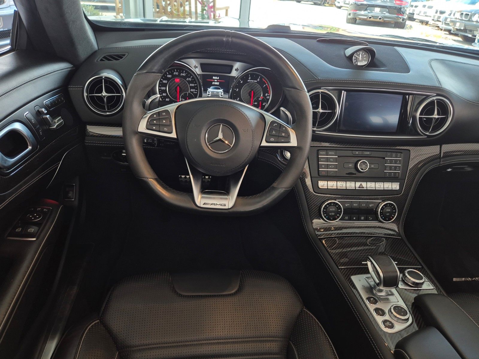 Fahrzeugabbildung Mercedes-Benz SL 63 AMG/Dt./AMG Driver/H&K/Pan./Massage/1A