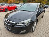 Opel Astra J Sports Tourer Innovation - Opel Astra aus 2010: Sports