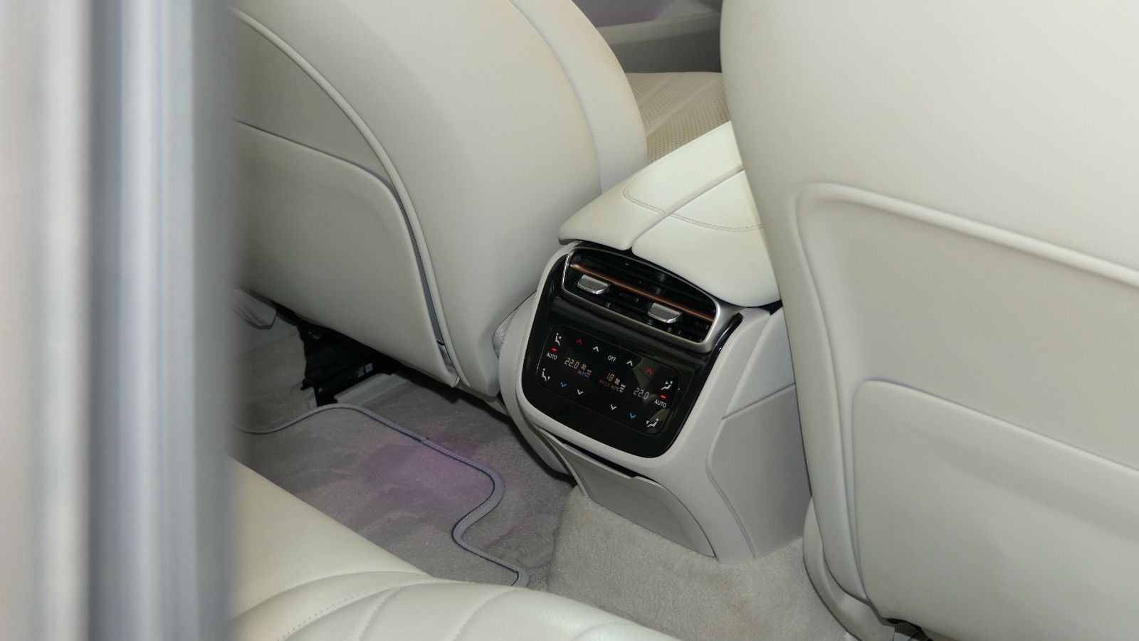 Mercedes-Benz EQE 350 Edition 1 PANO. AMG-Line Burmester 360° foto 17