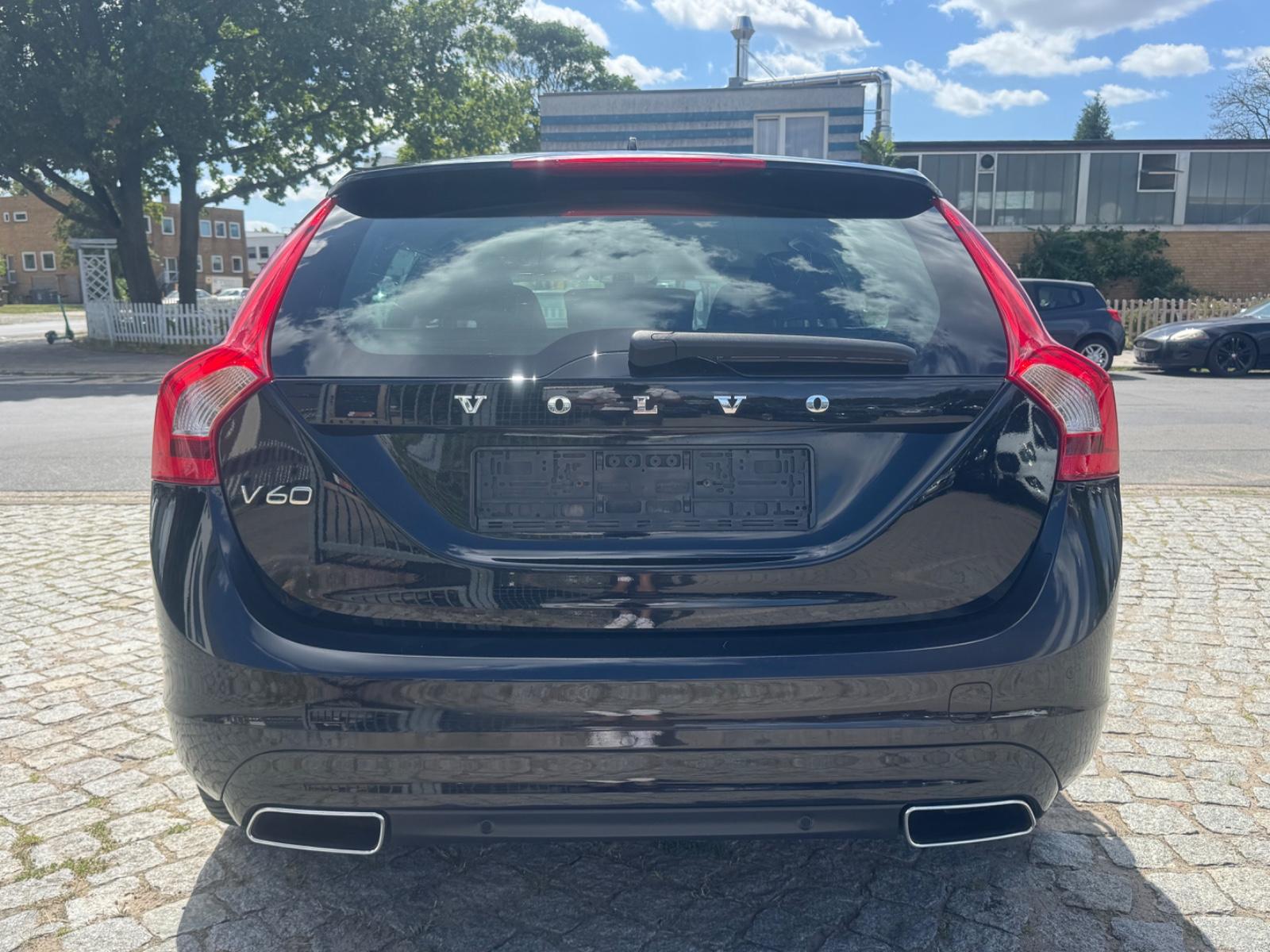 Volvo V60 2015 — photo 6