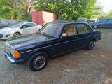 Mercedes-Benz 230 E  H-Kz "2.Hd. * 74800 km orginal*SD*HU:neu" - Mercedes-Benz 230 Gebrauchtwagen in München