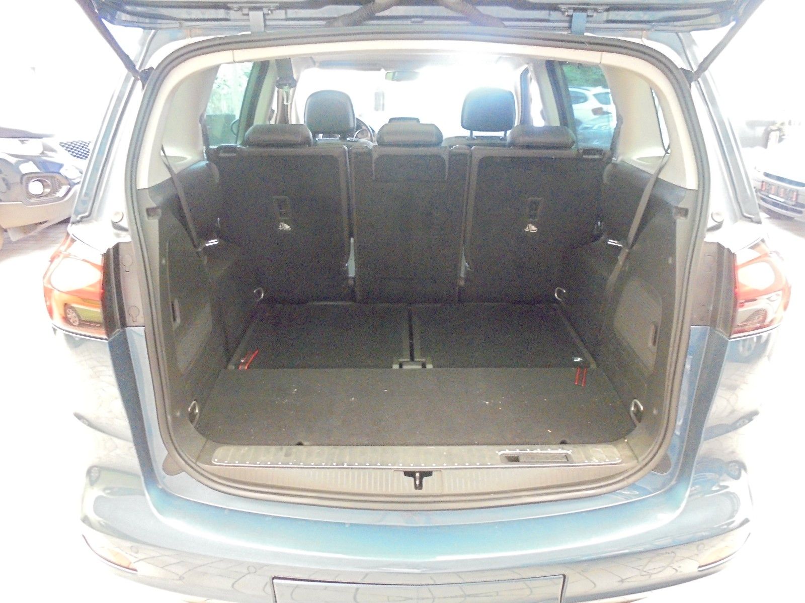 Fahrzeugabbildung Opel Zafira C Tourer/7-Sitzer/Vollausstattung/2.Hand