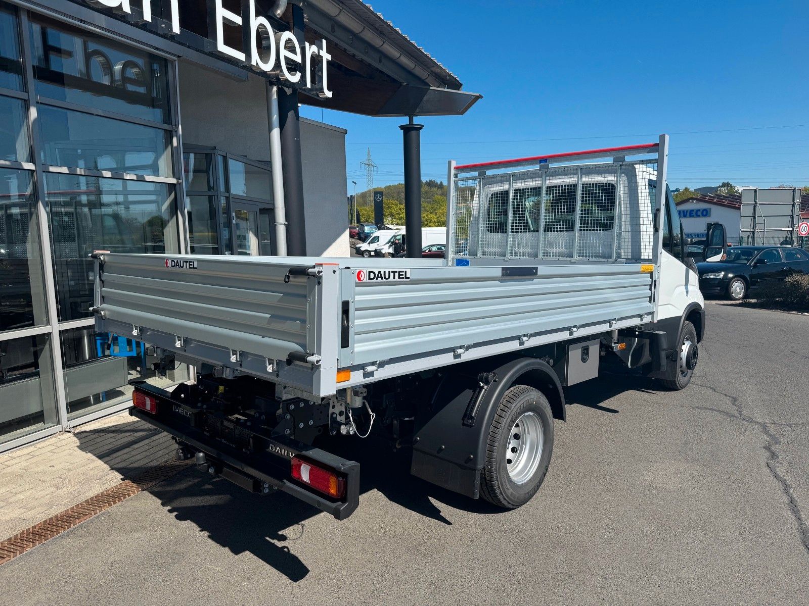 Fahrzeugabbildung Iveco Daily 70C18 H 3.0L *R3.450mm*AHK*Kamera*Sperre*