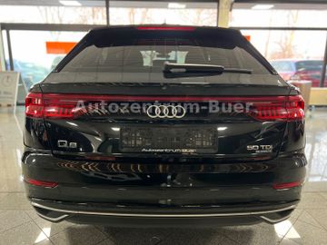 Audi Q8 - 6