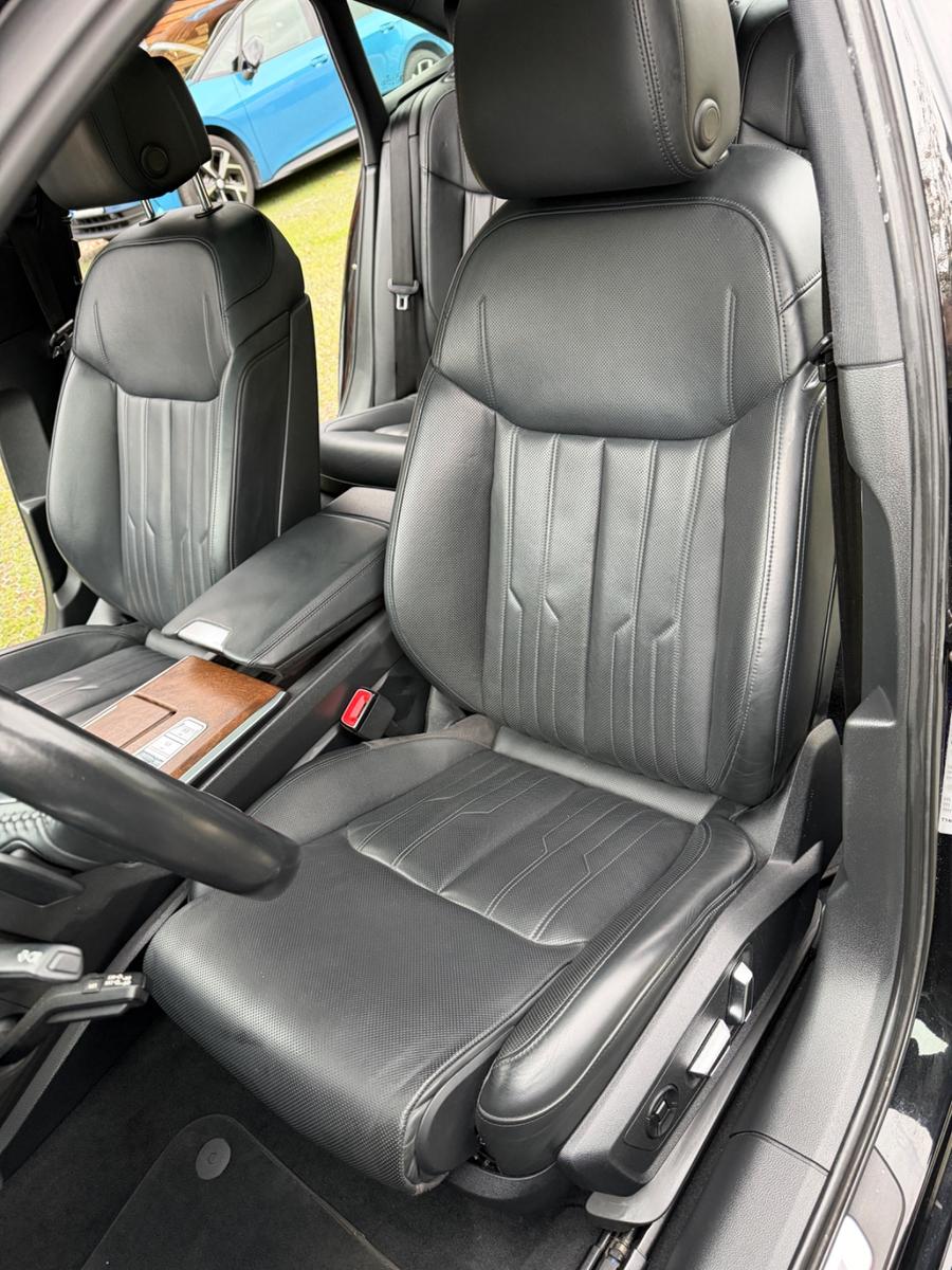 Audi A6 Lim. 50 TDI quattro sport,AHK,PANO,19%
