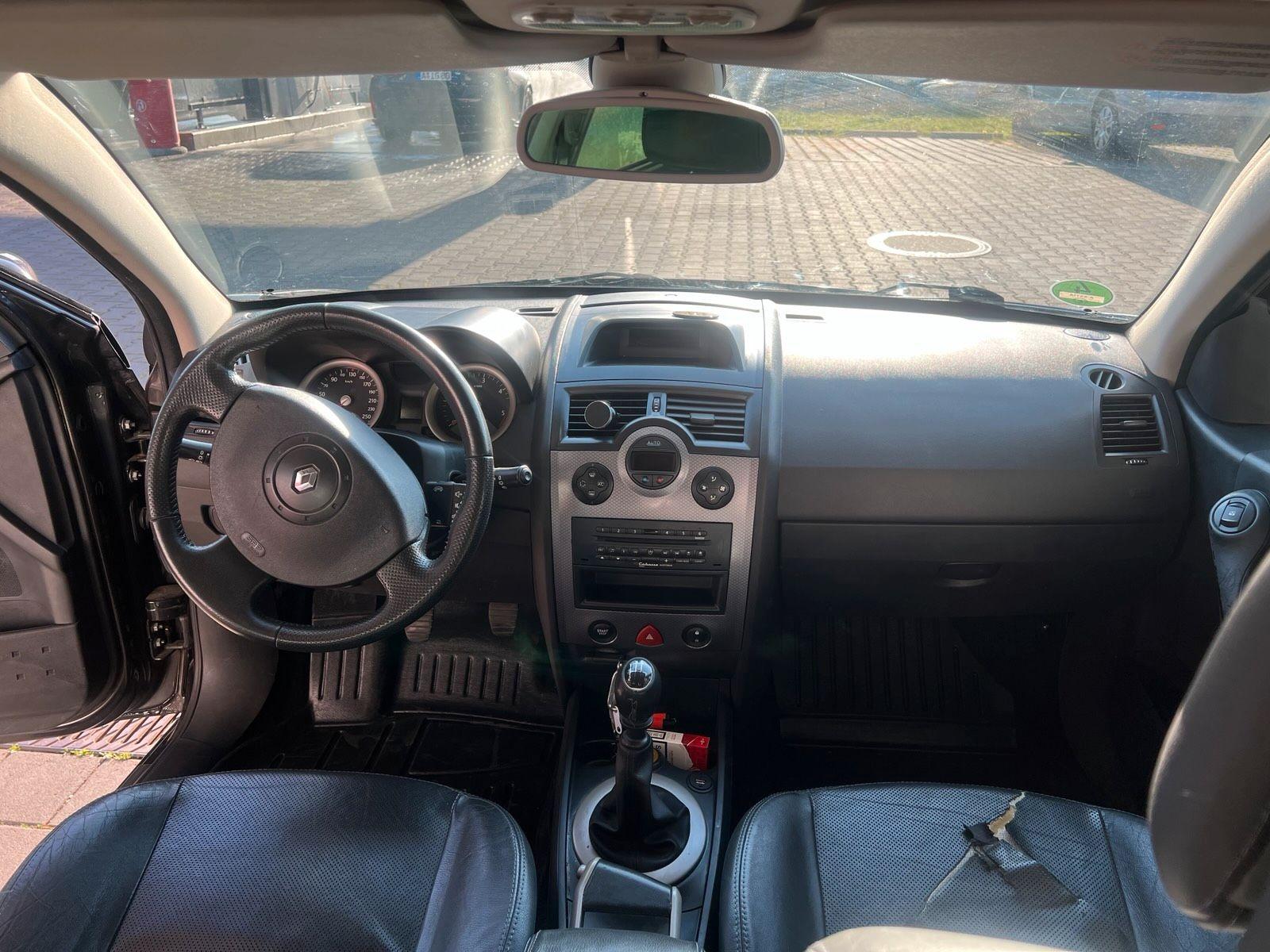 Renault Megane 2005 — photo 15