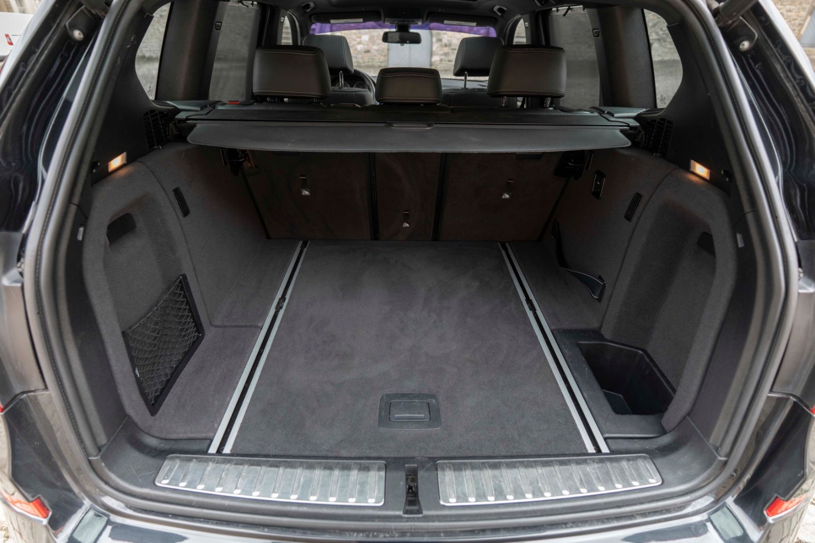 Fahrzeugabbildung BMW X3 xDrive35i M Sport HIFI KAM NAV SZH PANO M+S