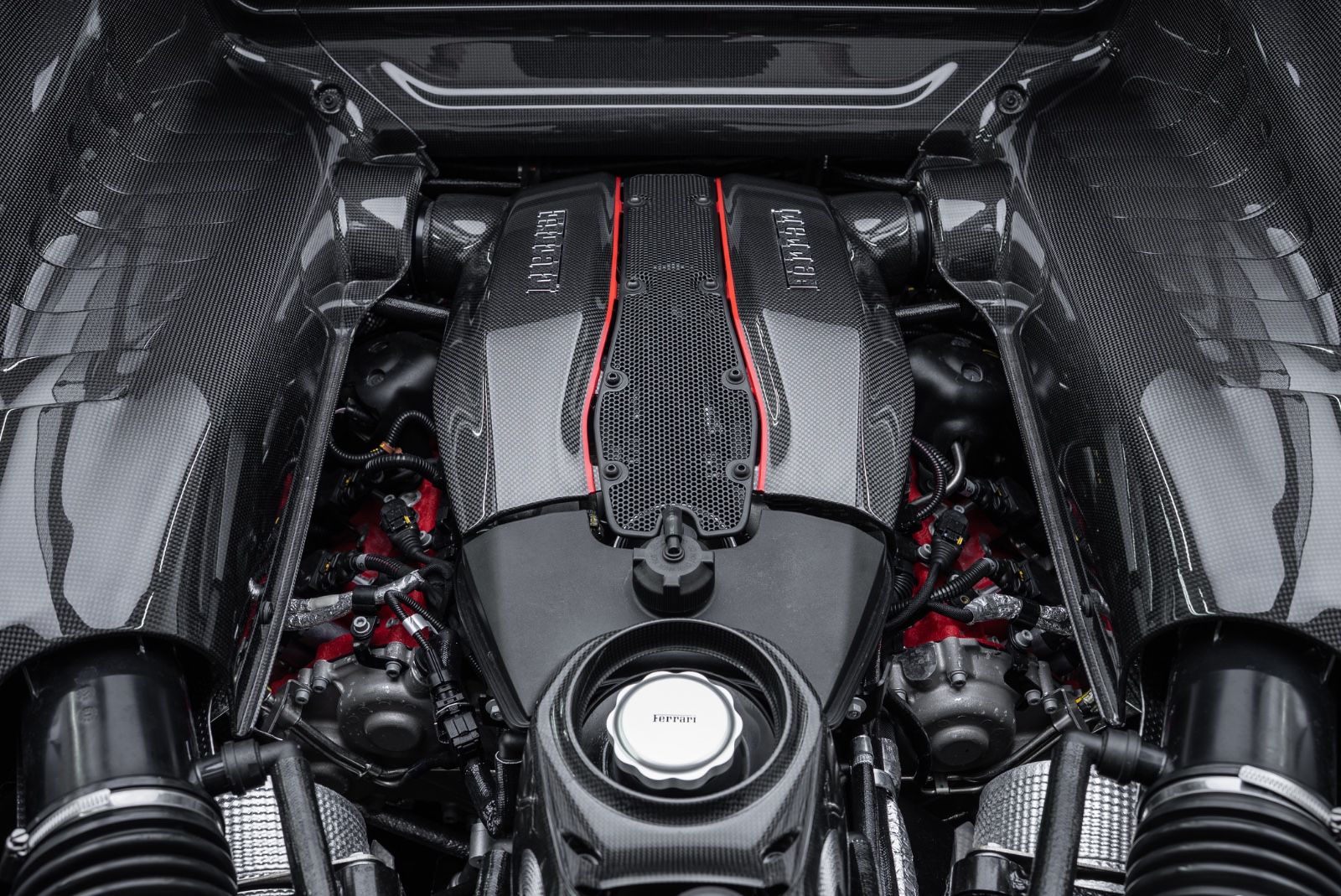 Fahrzeugabbildung Ferrari 488 Pista Piloti TOP/1. HD/LIMITED/CARBON/NEW