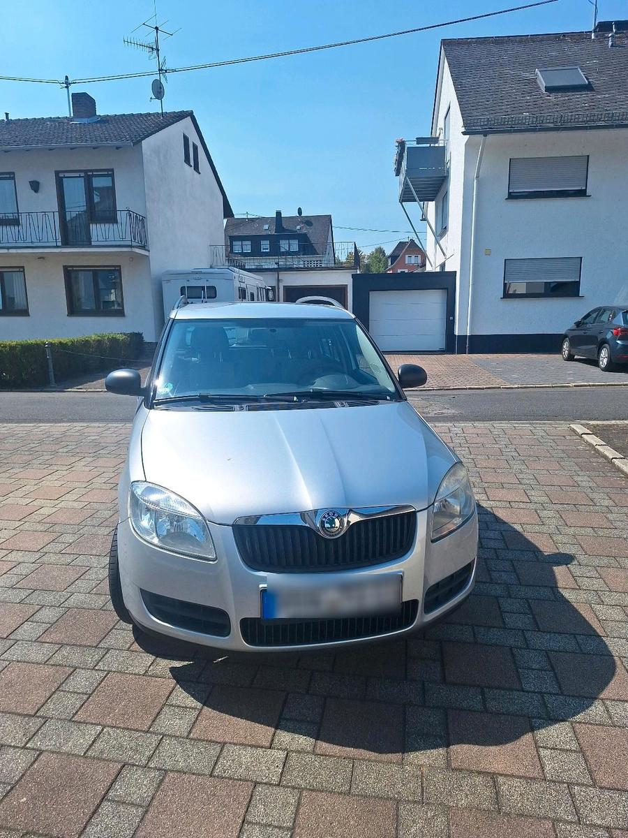 Skoda Fabia 2010 — photo 5