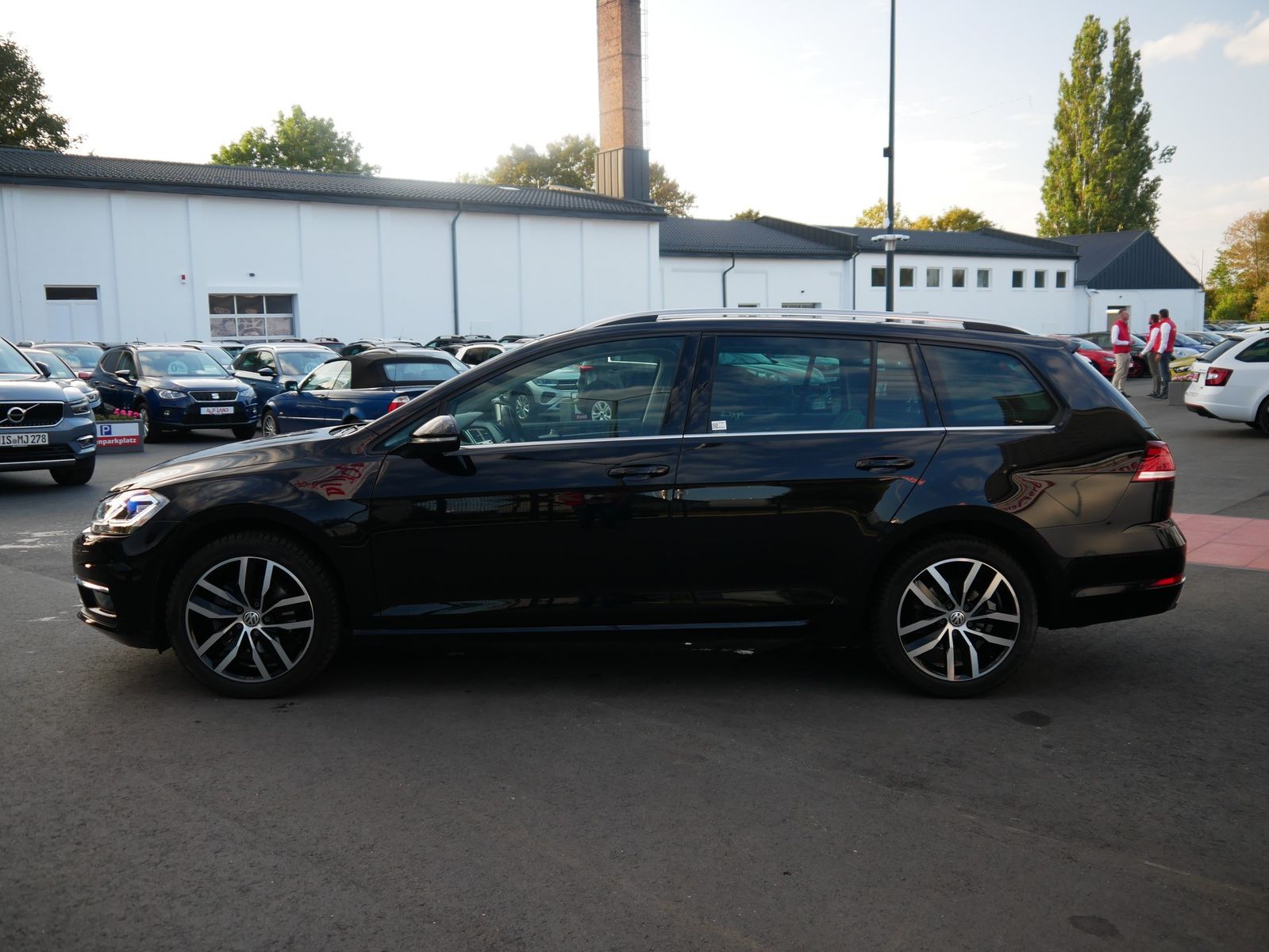Volkswagen Golf VII Variant 2.0 TDI Highline LED ACC AHK imagem 2