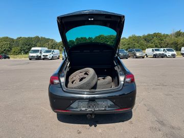 Opel Insignia - 8