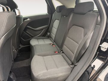 Mercedes B 180 - 11