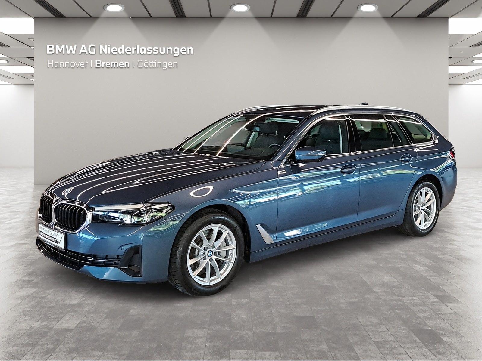 BMW 530i Touring LiveCockpitProf Head-Up Kamera