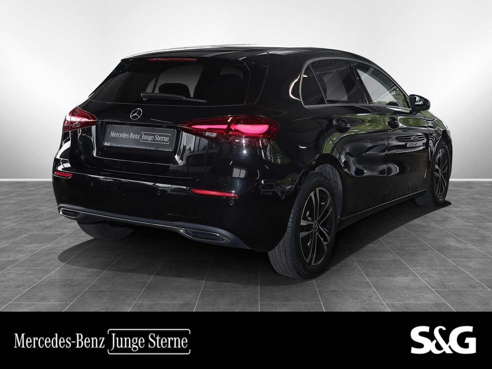 Mercedes-Benz A 180 TOTWINKEL LED KAMERA SIDEBAGS FOND CARPLAY foto 2
