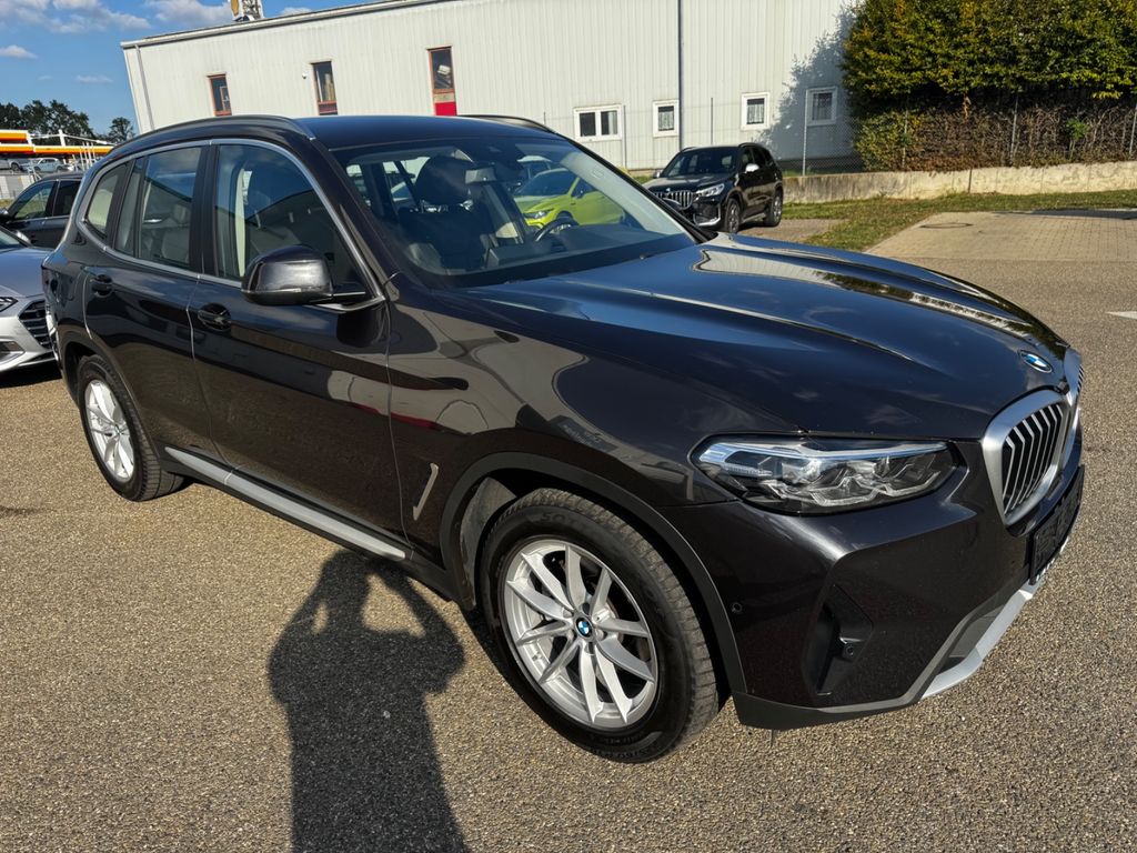 Image of BMW X3