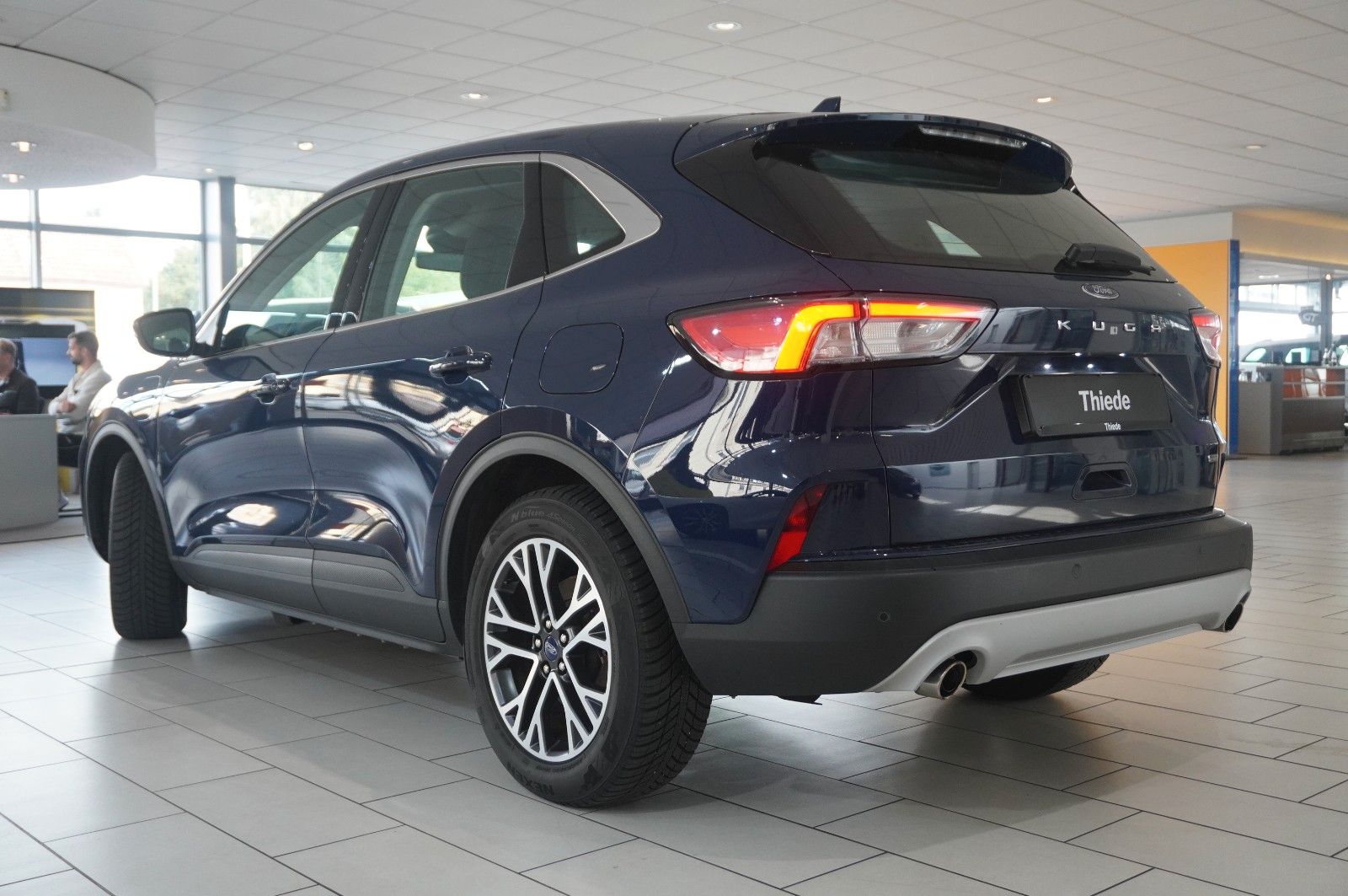 Fahrzeugabbildung Ford Kuga Plug-In Hybrid 2.5 TITANIUM NAVI/LED/SH/DAB