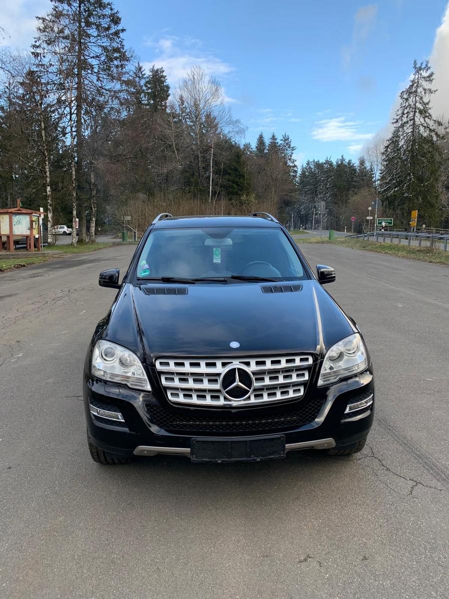 Mercedes-Benz ML 350 CDI 4MATIC -