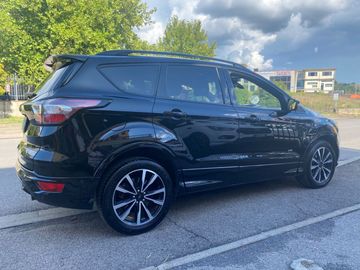Ford Kuga - 3