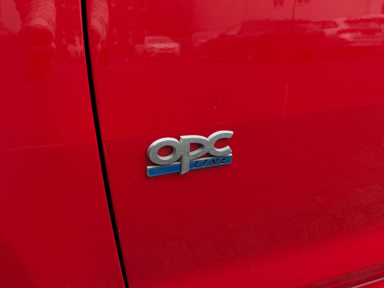Fahrzeugabbildung Opel Corsa 1.3D Color OPC-Line SPORT+PANO+SHZ+TEMP+LM
