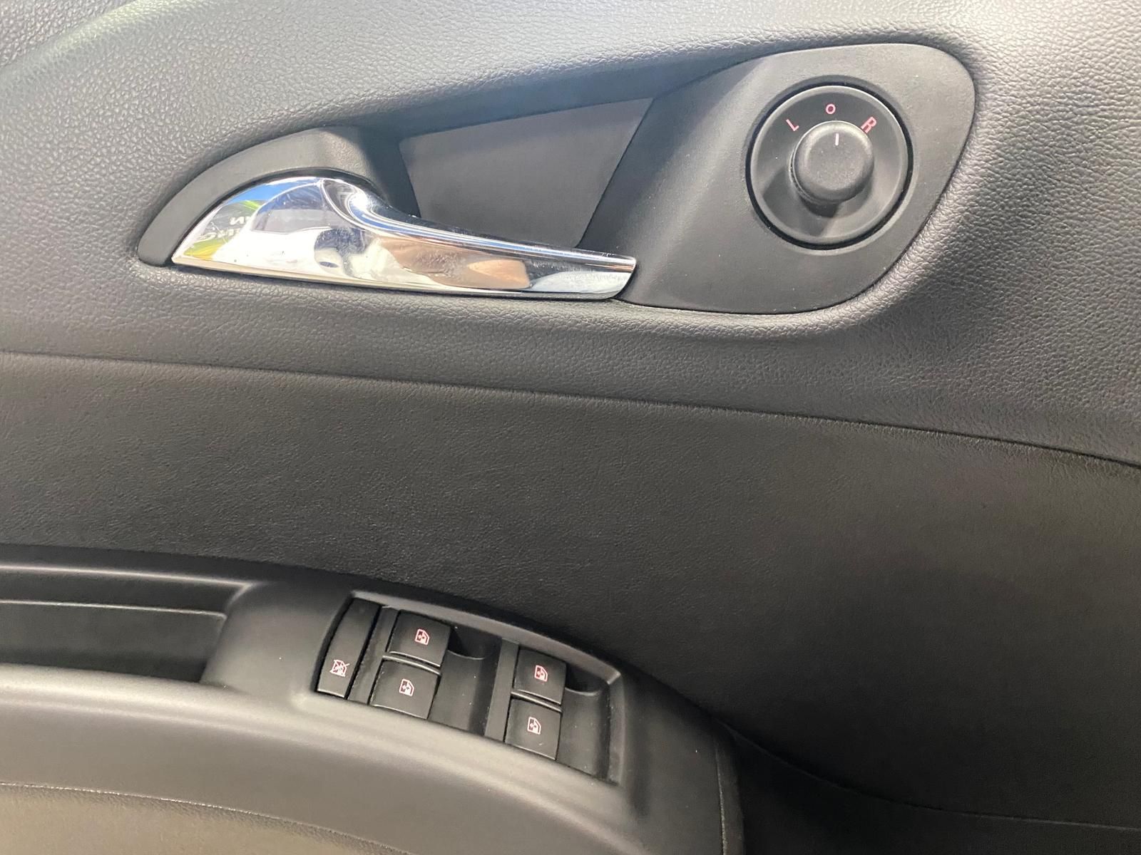 Fahrzeugabbildung Opel Meriva 1.4 16V Turbo Innovation+NAVI+KAMERA+PDC