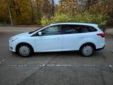 Ford Focus 1,5 TDCi 77kW ECOnetic 88g Titanium Ti... - Ford Focus: 1.8