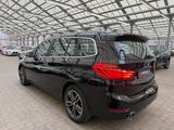 BMW 218i Gran Tourer Sport Line|LED|Navi|SItzhzg - scheckheftgepflegte BMW 218 Gran Tourer